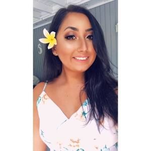 Meet your Posher, Makayla